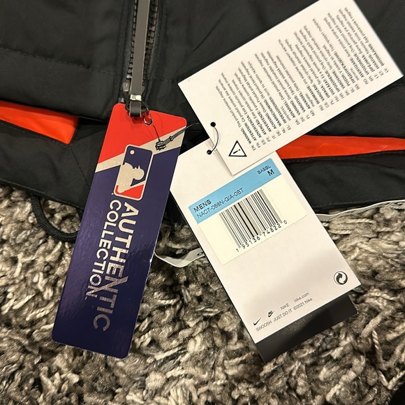 San Francisco Giants Nike Authentic Collection Dugout Performnce Full-Zip Jacket - Picture 13 of 16